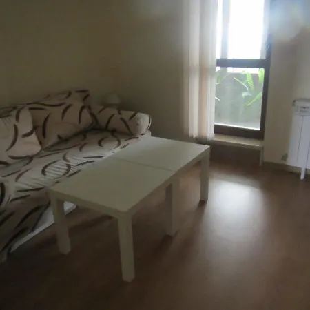 Top Eight-bedrooms * Warna